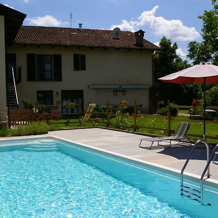 Cascina Caldera Lantställe *