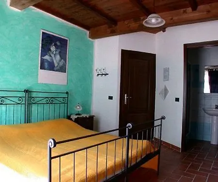 Cascina Caldera Country house
